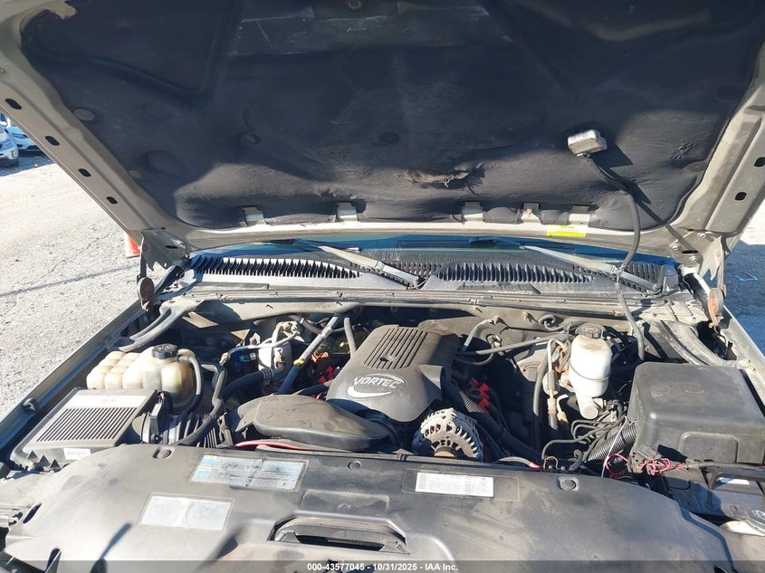 2002 GMC Sierra 2500Hd Sle VIN: 1GTHK23U42F227795 Lot: 43577045