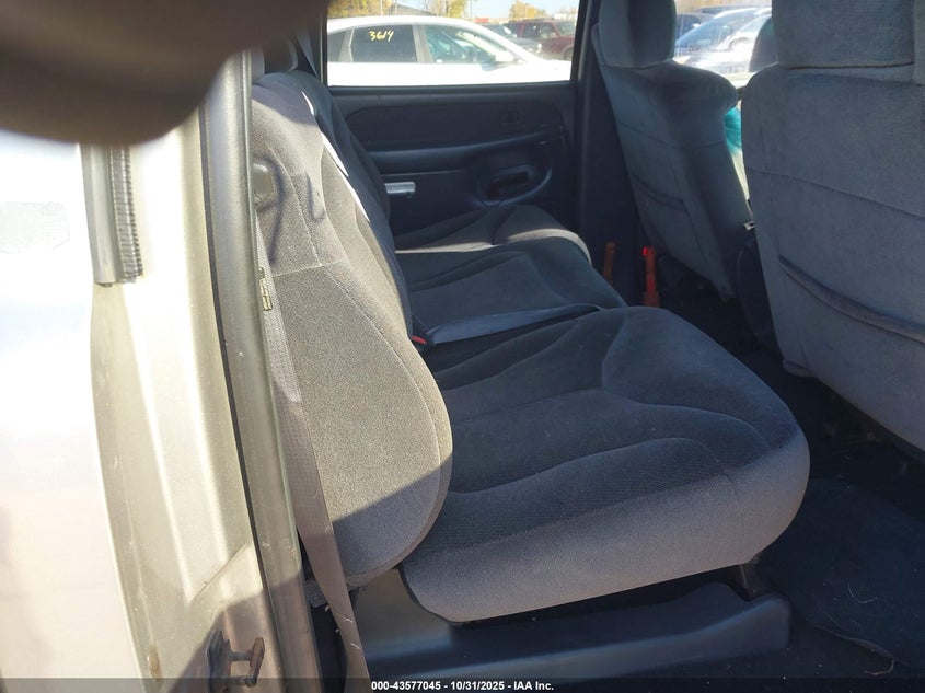 2002 GMC Sierra 2500Hd Sle VIN: 1GTHK23U42F227795 Lot: 43577045