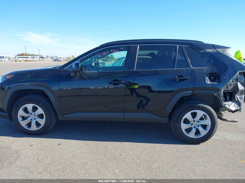2019 TOYOTA RAV4 LE 2T3F1RFV4KC040547