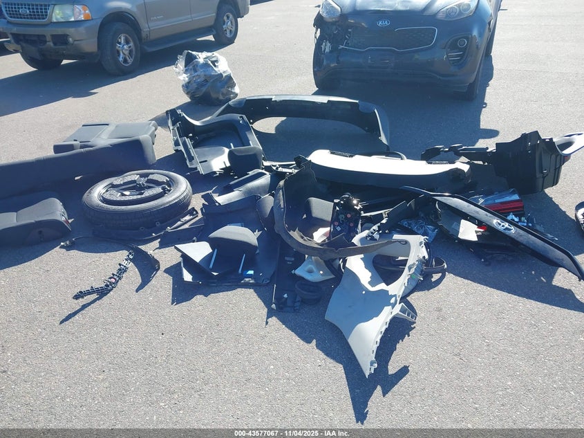 2019 TOYOTA RAV4 LE 2T3F1RFV4KC040547