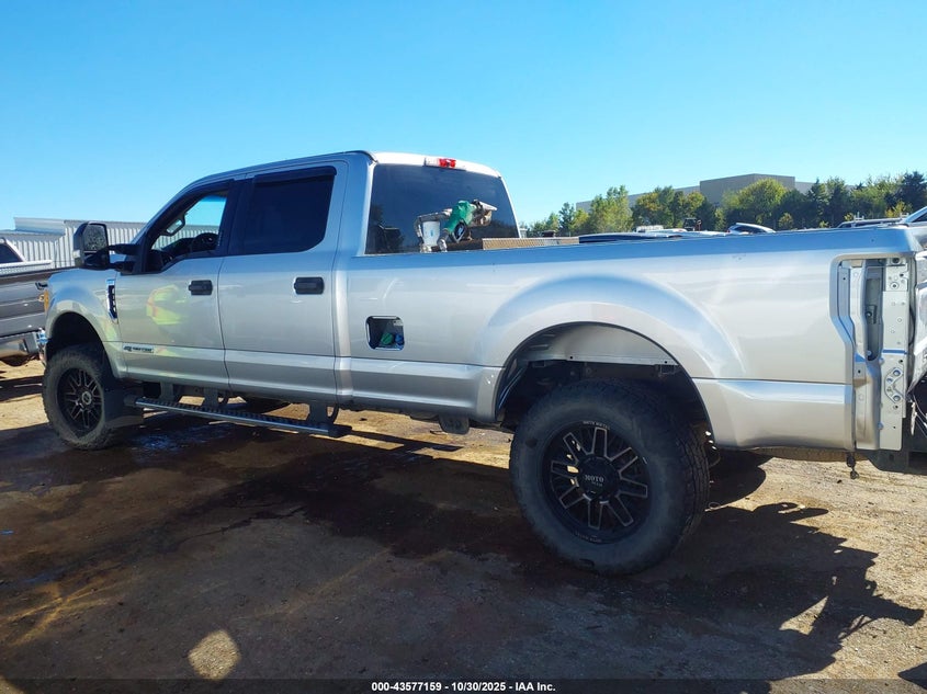 2017 Ford F-350 Xlt VIN: 1FT8W3BT0HED77985 Lot: 43577159