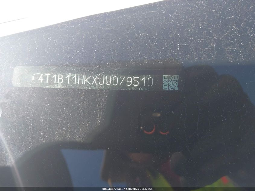 2018 Toyota Camry Le VIN: 4T1B11HKXJU079510 Lot: 43577248