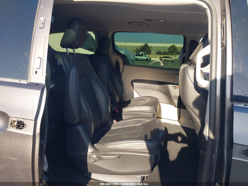 2022 Chrysler Pacifica Hybrid Touring L VIN: 2C4RC1L7XNR139546 Lot: 43577259