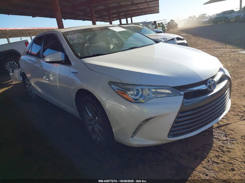 TOYOTA CAMRY HYBRID XLE