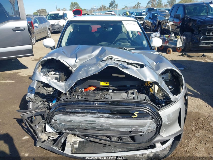 2024 Mini Se Hardtop Cooper VIN: WMW13DJ0XR2V36051 Lot: 43577288