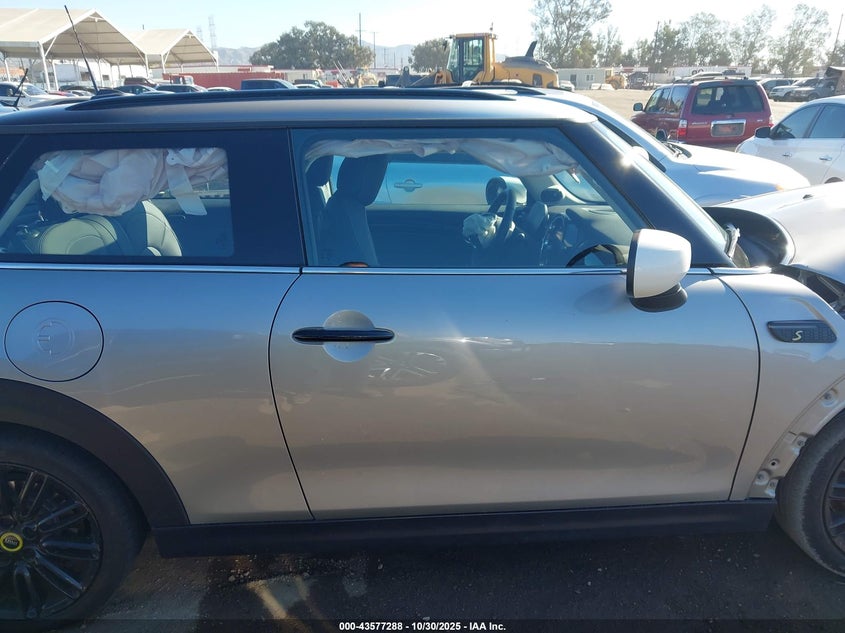 2024 Mini Se Hardtop Cooper VIN: WMW13DJ0XR2V36051 Lot: 43577288