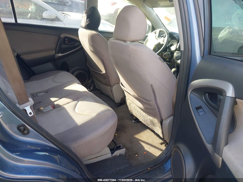 2007 Toyota Rav4 Base V6 VIN: JTMBK33V975033989 Lot: 43577304