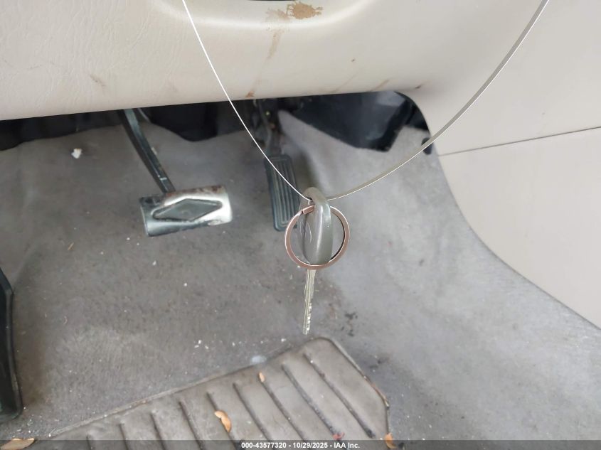 2005 Toyota Corolla Ce VIN: JTDBR32E052061661 Lot: 43577320