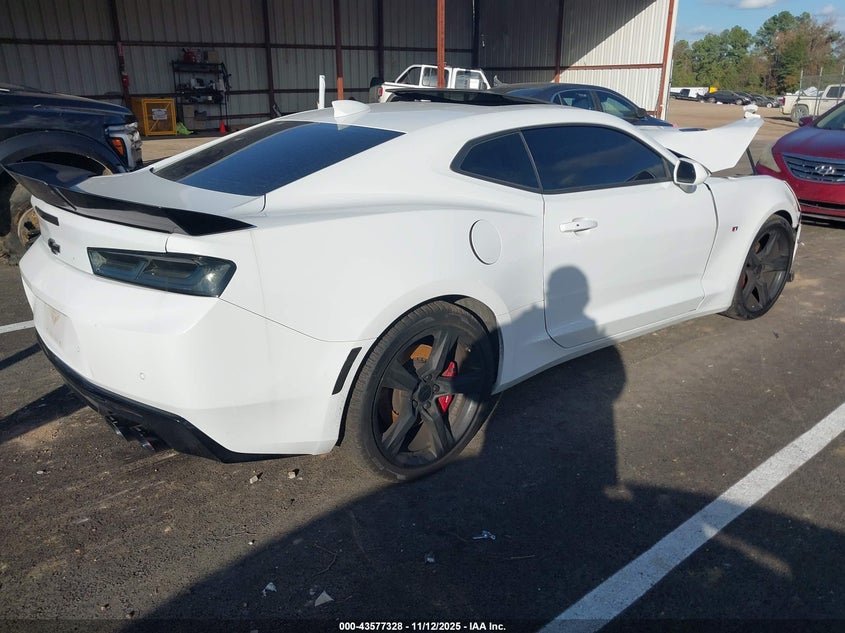 2018 CHEVROLET CAMARO 2SS - 1G1FH1R72J0187891