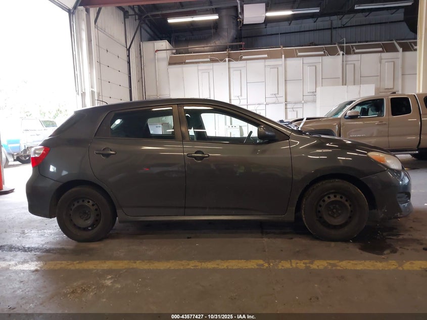 2009 Toyota Matrix VIN: 2T1KU40EX9C142021 Lot: 43577427