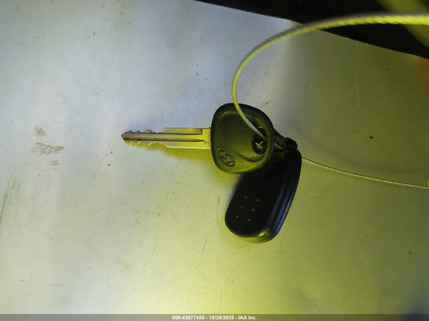 2001 Hyundai Santa Fe 2.7L V6 Gls/2.7L V6 Lx VIN: KM8SC83D11U088270 Lot: 43577455