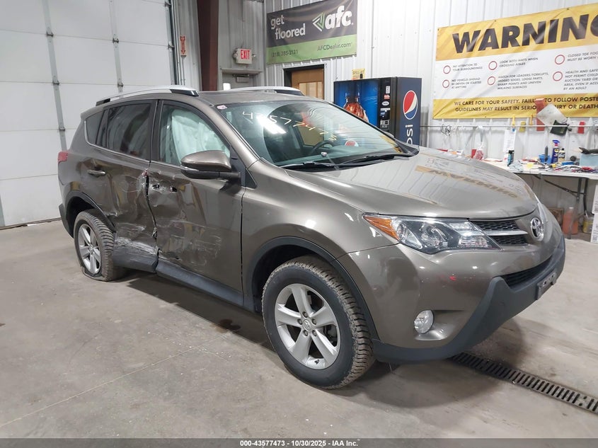 TOYOTA RAV4 XLE
