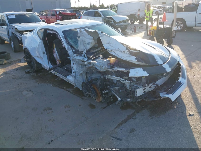 2017 CHEVROLET CAMARO 2SS - 1G1FH1R76H0202158