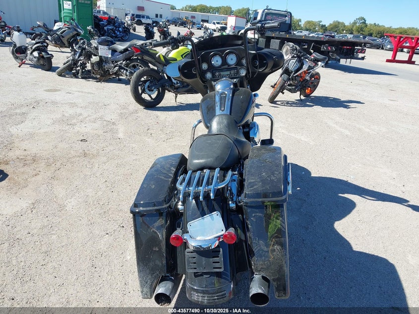 2013 Harley-Davidson Flhx Street Glide VIN: 1HD1KBM13DB639995 Lot: 43577490