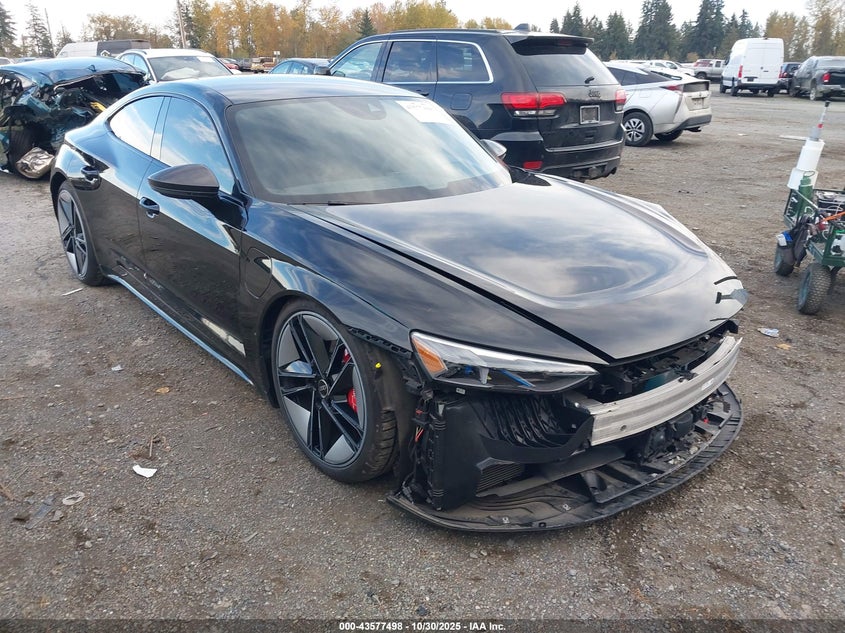 AUDI RS E-TRON GT QUATTRO