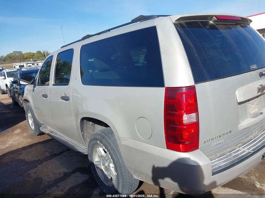 2007 Chevrolet Suburban 1500 Ls VIN: 3GNFC16J27G294120 Lot: 43577566
