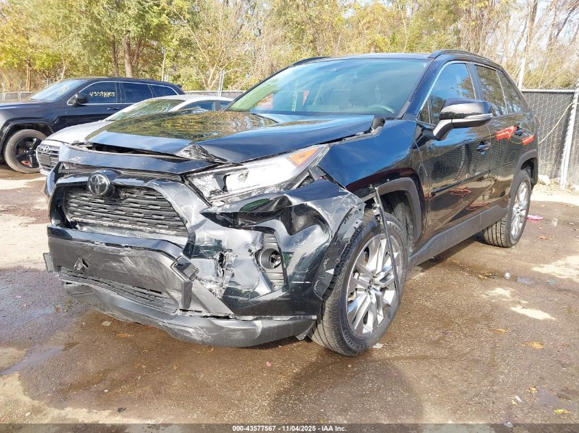 2019 TOYOTA RAV4 XLE PREMIUM JTMA1RFV9KD040582