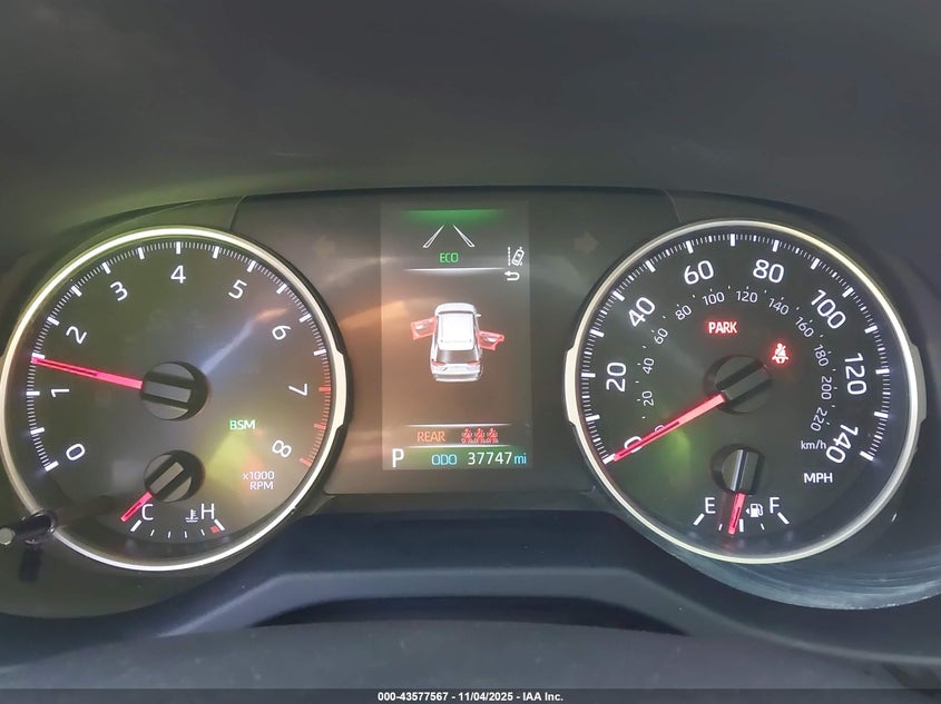 2019 TOYOTA RAV4 XLE PREMIUM JTMA1RFV9KD040582