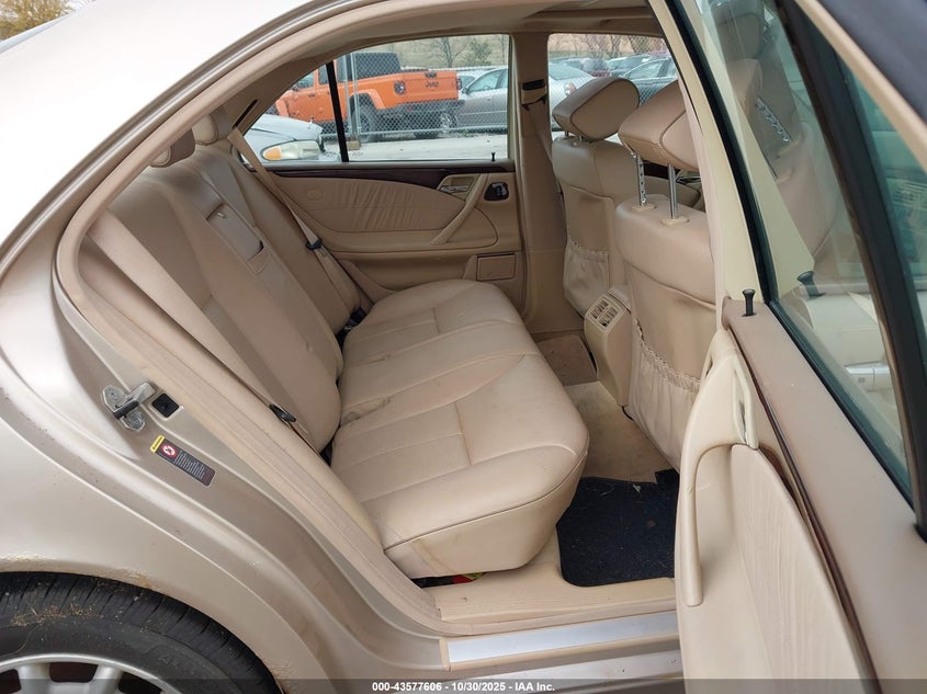 2001 Mercedes-Benz E 320 VIN: WDBJF65J61B275626 Lot: 43577606