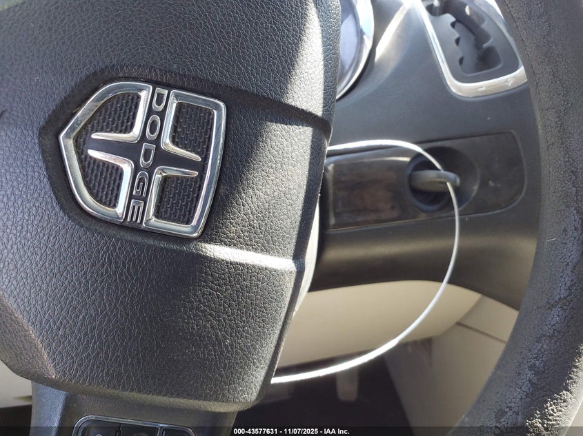 2012 Dodge Grand Caravan Sxt VIN: 2C4RDGCG2CR274761 Lot: 43577631