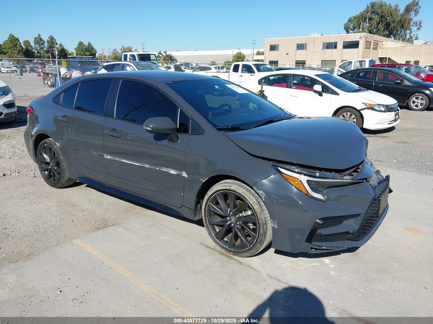 TOYOTA COROLLA HYBRID SE