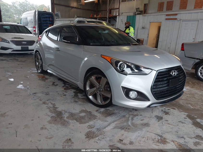 HYUNDAI VELOSTER TURBO W/BLACK