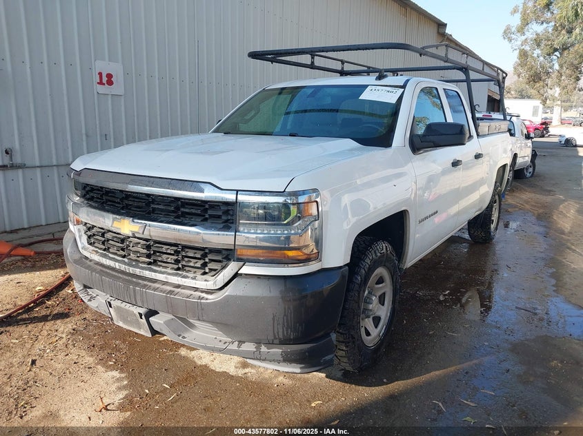 2GCRCNEC3K1165417 2019 CHEVROLET SILVERADO photo no. 2