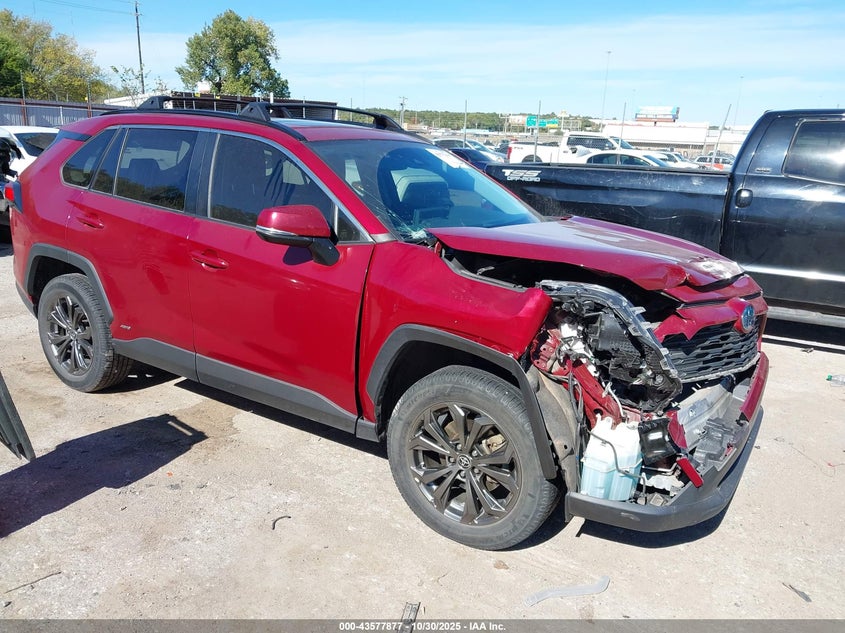 TOYOTA RAV4 HYBRID XLE PREMIUM