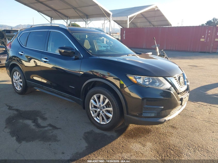 NISSAN ROGUE SV