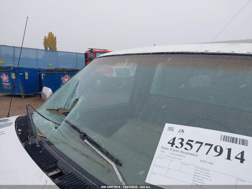 1988 Chevrolet Gmt-400 C1500 VIN: 1GCDC14K2JZ120387 Lot: 43577914