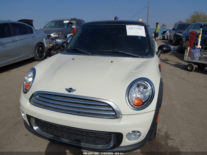 2012 Mini Cooper VIN: WMWSU3C51CT257108 Lot: 43577965