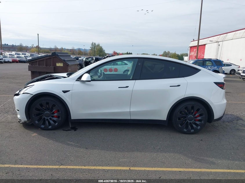 2023 Tesla Model Y Performance Dual Motor All-Wheel Drive VIN: 7SAYGDEF5PF947410 Lot: 43578016