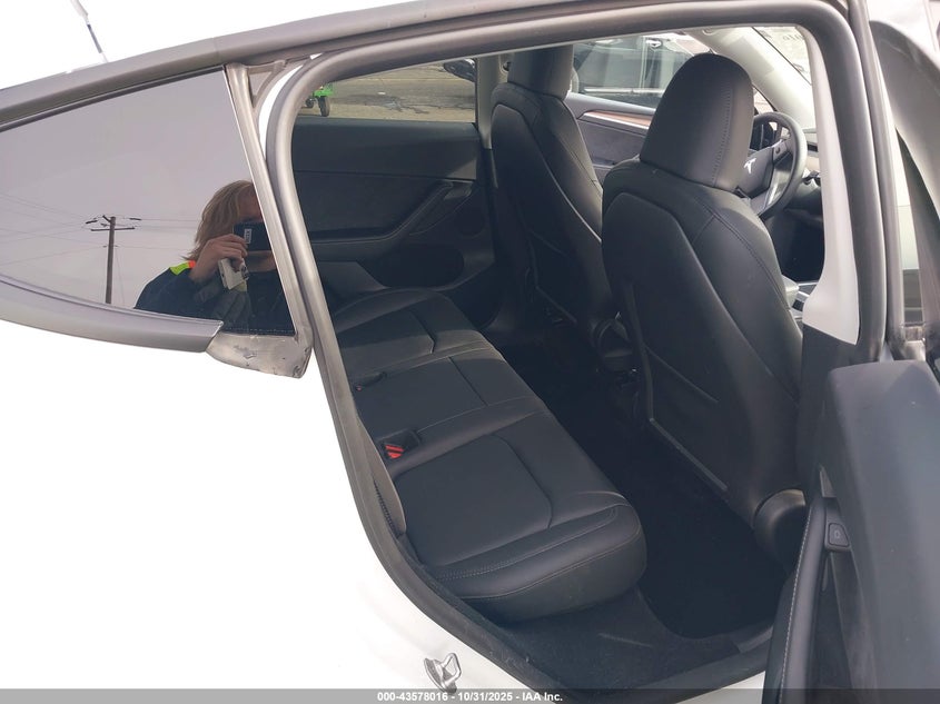 2023 Tesla Model Y Performance Dual Motor All-Wheel Drive VIN: 7SAYGDEF5PF947410 Lot: 43578016