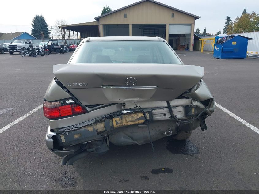 1994 Mercedes-Benz E 320 VIN: WDBEA32E0RC134983 Lot: 43578025