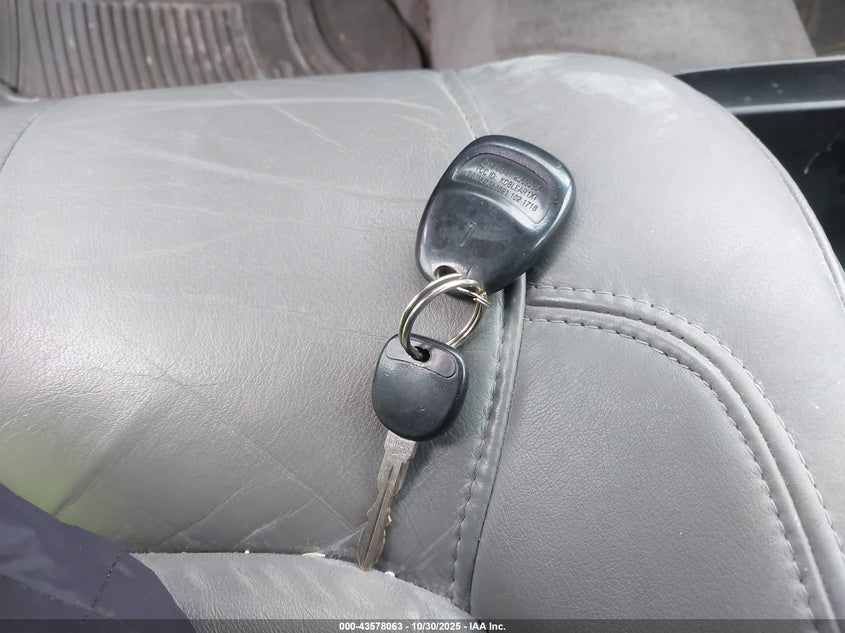 2004 Cadillac Deville VIN: 1G6KD54Y84U134525 Lot: 43578063