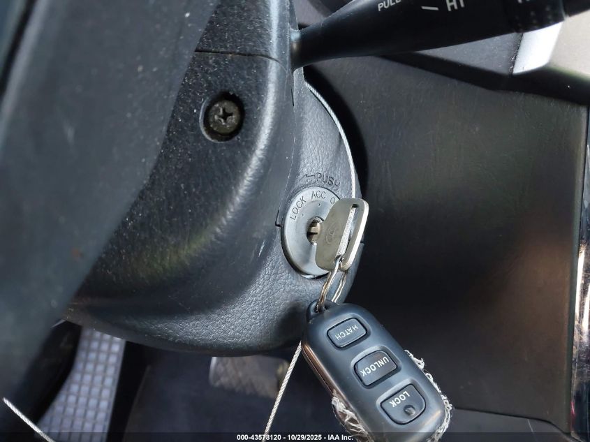 2003 Toyota Matrix Xr VIN: 2T1KR32E33C066836 Lot: 43578120