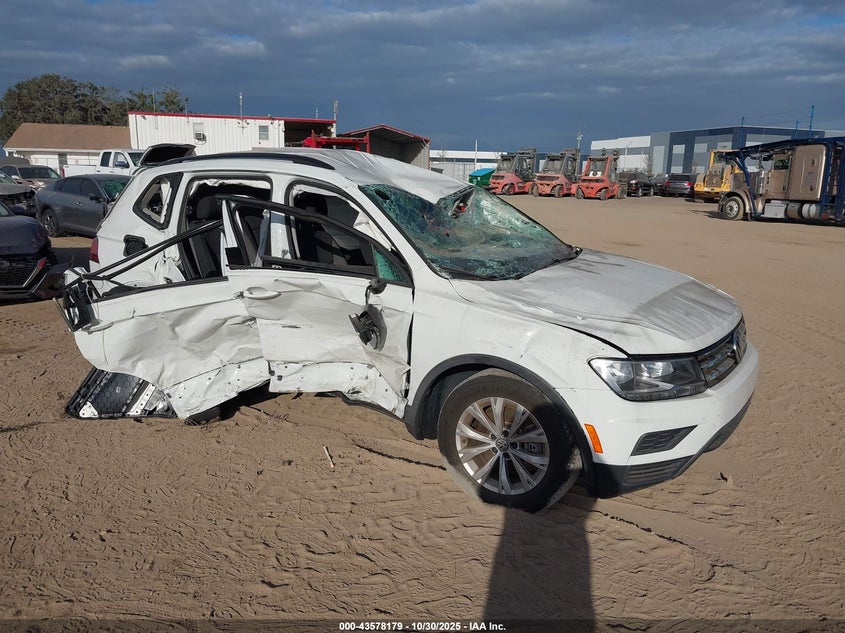 VOLKSWAGEN TIGUAN 2.0T S