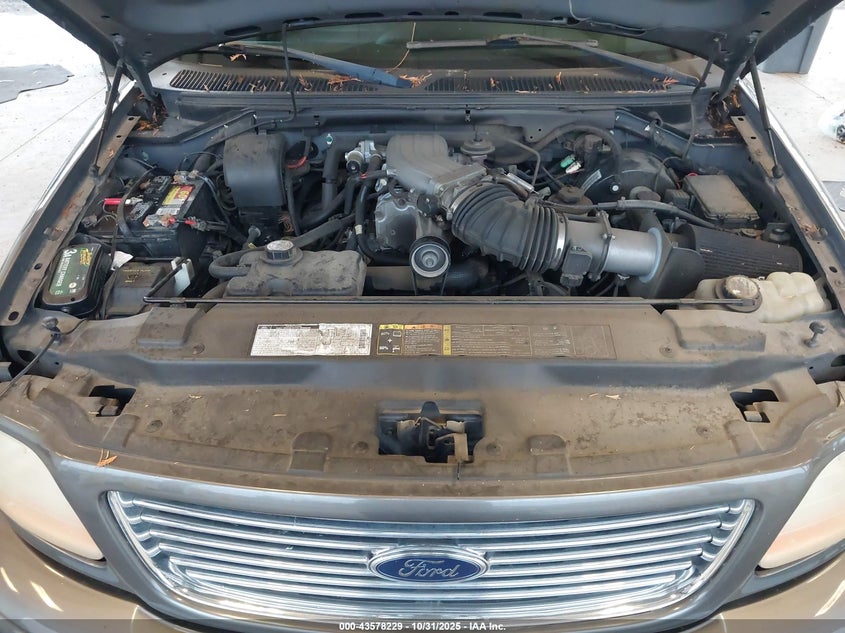 2002 Ford F-150 Lariat VIN: 1FTRW07312KD17458 Lot: 43578229