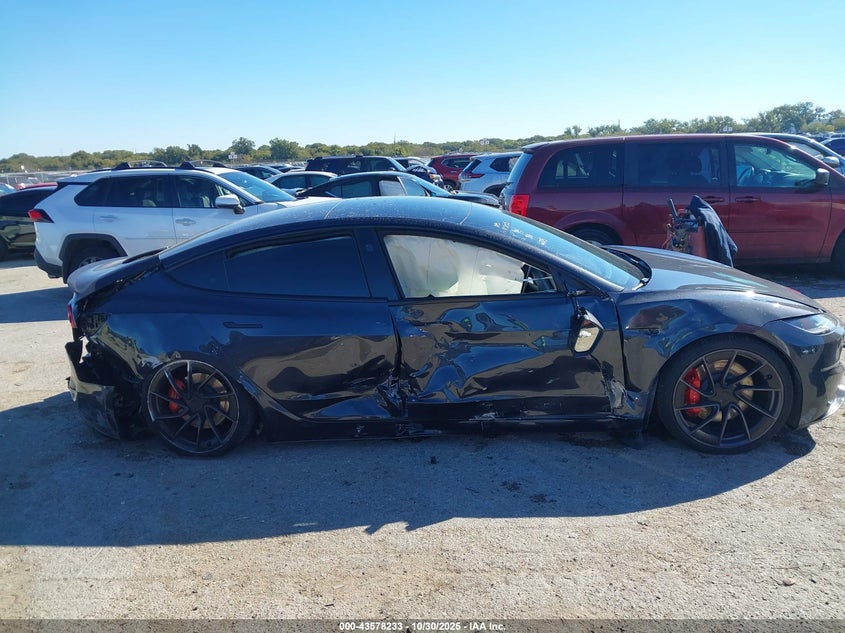 2025 Tesla Model 3 Performance VIN: 5YJ3E1ET6SF966705 Lot: 43578233