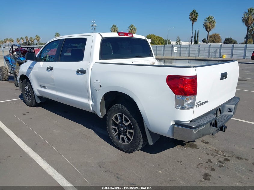 5TFEY5F12AX097822 2010 TOYOTA TUNDRA photo no. 3