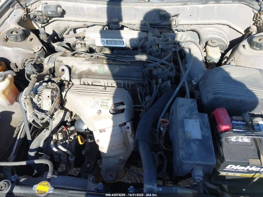 1994 Toyota Camry Le VIN: 4T1SK12E1RU426945 Lot: 43578295