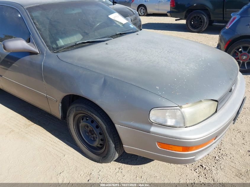 1994 Toyota Camry Le VIN: 4T1SK12E1RU426945 Lot: 43578295