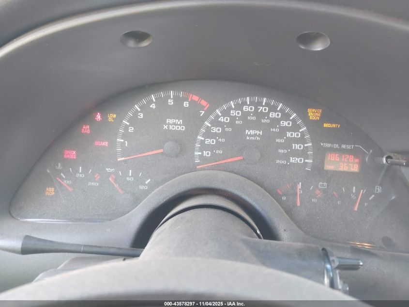 2002 Chevrolet Camaro VIN: 2G1FP22K422121205 Lot: 43578297