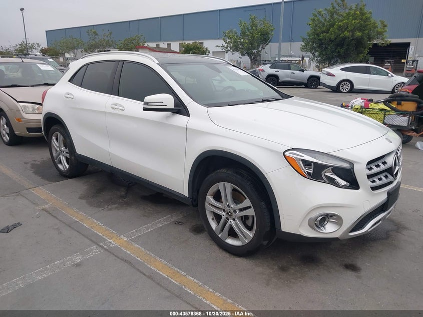 MERCEDES-BENZ GLA-CLASS 4MATIC