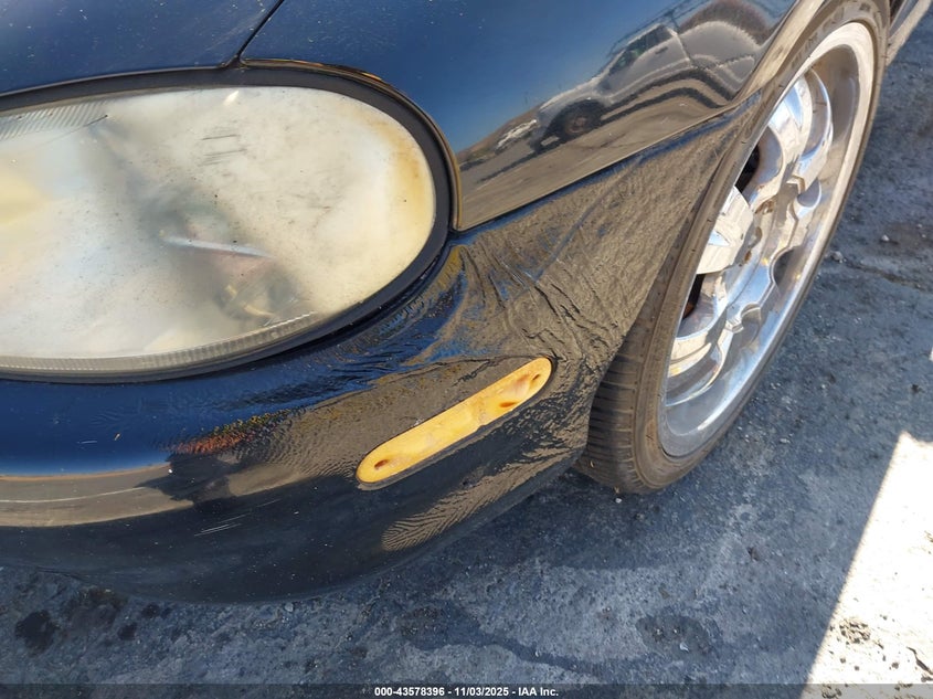 1999 Mazda Mx-5 Miata Leather Pkg/Popular Equipment Pkg/Sports Pkg/Touring Pkg VIN: JM1NB3534X0100990 Lot: 43578396
