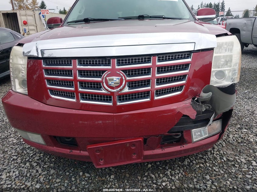 2008 Cadillac Escalade Standard VIN: 1GYFK63888R268403 Lot: 43578436
