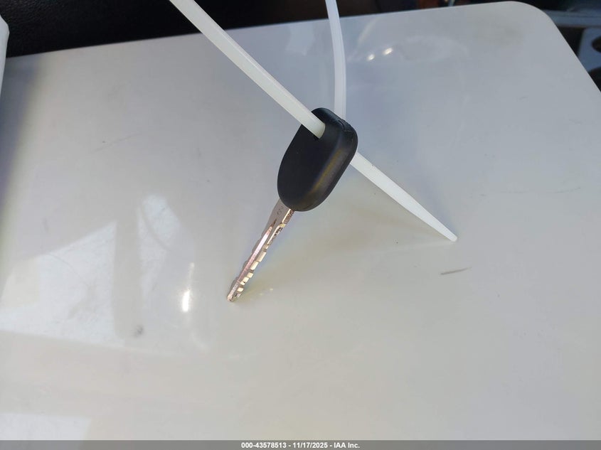 2011 Chevrolet Tahoe Lt VIN: 1GNSKBE04BR107128 Lot: 43578513