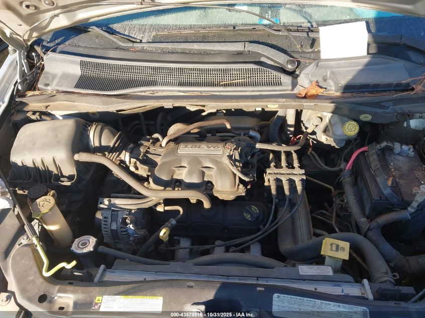 2010 Chrysler Town & Country Touring VIN: 2A4RR5D15AR337987 Lot: 43578516