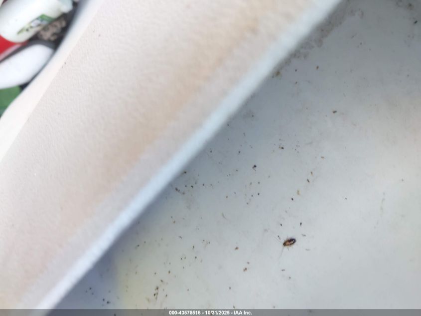 2010 Chrysler Town & Country Touring VIN: 2A4RR5D15AR337987 Lot: 43578516