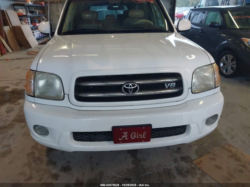 2002 Toyota Sequoia Limited V8 VIN: 5TDZT38AX2S062597 Lot: 43578529